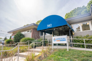 The front of North shore Gloucester family health center